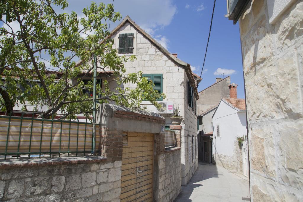 Apartment Pina Split Bagian luar foto